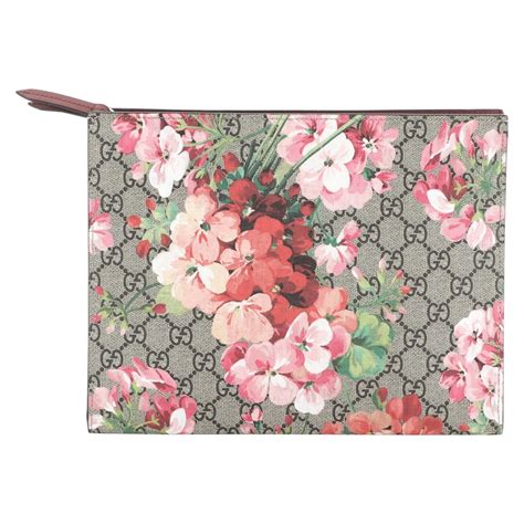 gucci bloom toiletry pouch